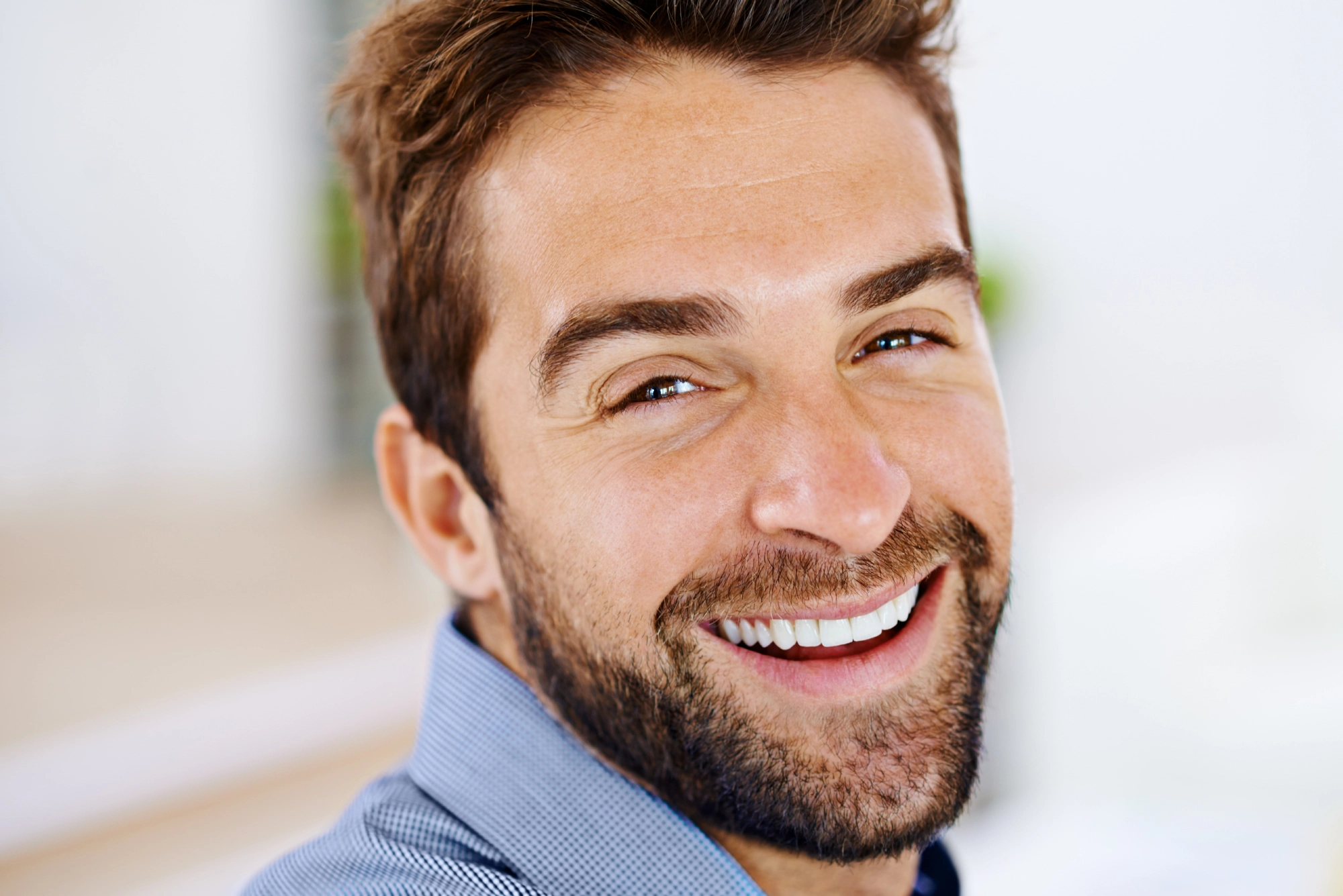 3 Reasons Adults Should Straighten Their Teeth, Especially Older Adults