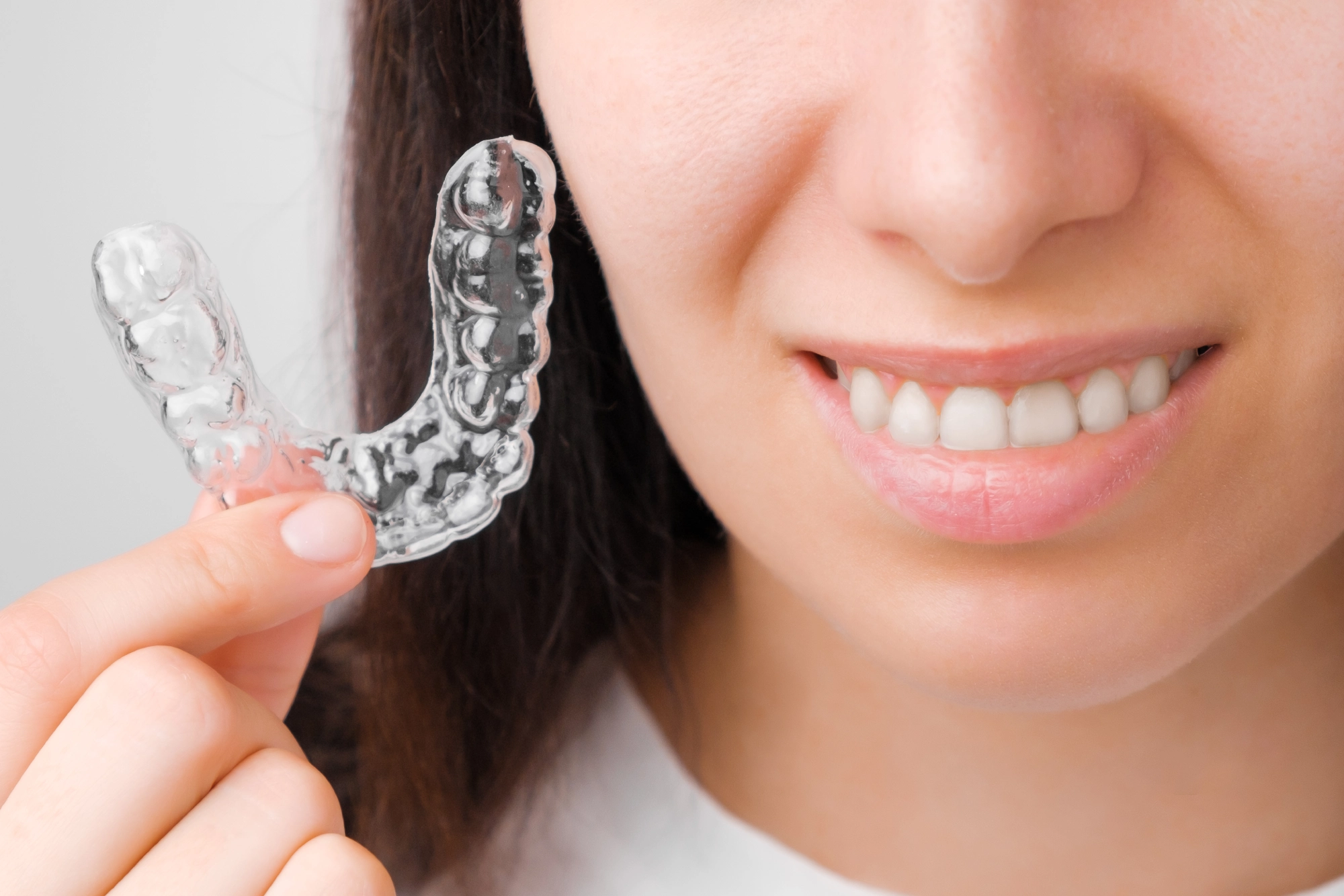 Invisalign Services Can Give You a Straight Smile Without Metal Braces